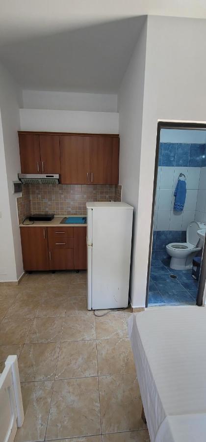 Alsi Rooms Ксамил Екстериор снимка